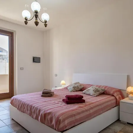 Apartament Nino's