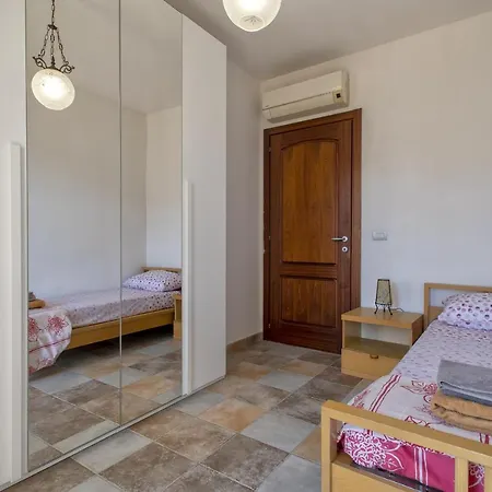 Nino's Apartament *